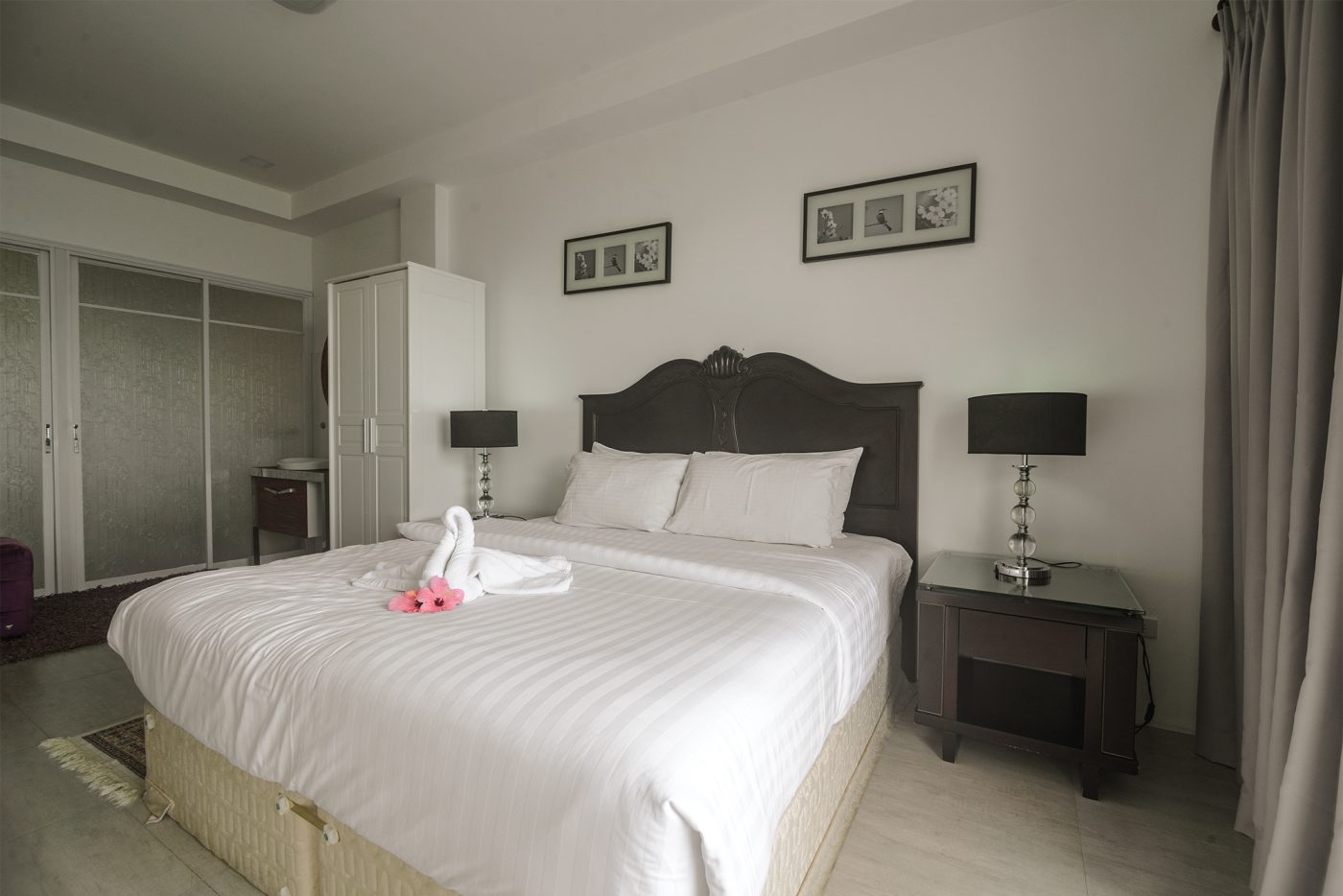 Voda Krasna Ruby Room